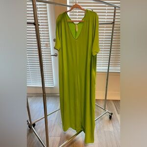 3X LIME GREEN MAXI DRESS WITH POCKETS